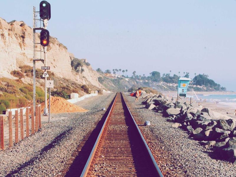 NFT 雷达<br>地板价异动与挂单监控